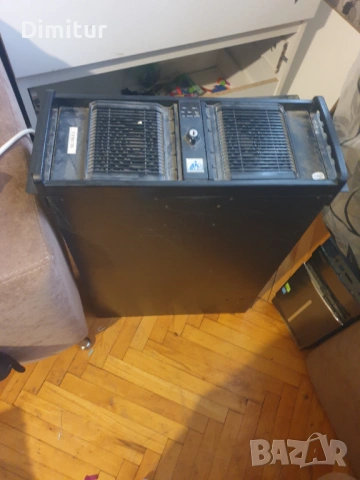 Сървърт работи отлично