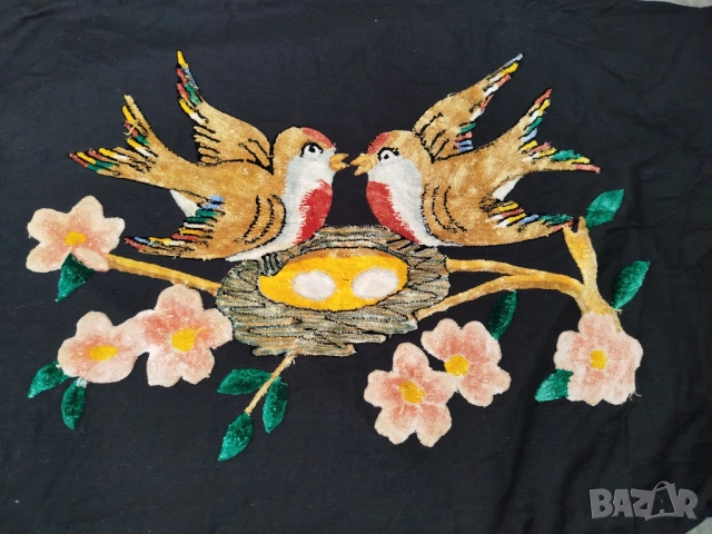 ПРОДАВАМ КОМПЛЕКТ ДВА БРОЯ СТАРИ ФЪКАНИ ВЪЗГЛАВНИЦИ