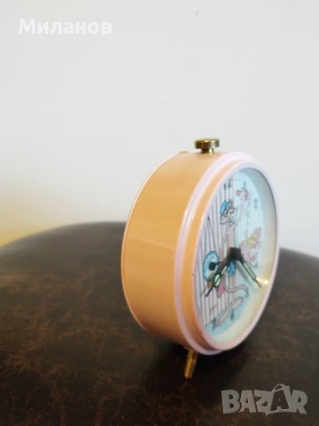 Стар механичен анимиран будилник, настолен часовник, снимка 6 - Антикварни и старинни предмети - 50967743