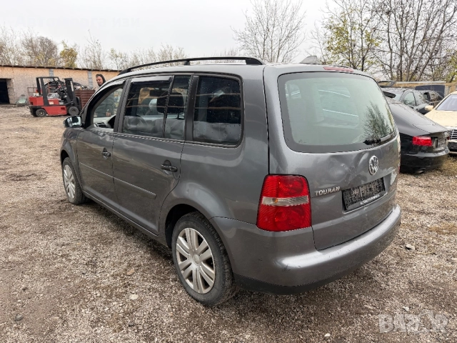 VW TUARAN 1.9 дизел 6 ск 6+1  КОД НА ДВИГАТЕЛ  BKC САМО НА ЧАСТИ , снимка 3 - Части - 52421147