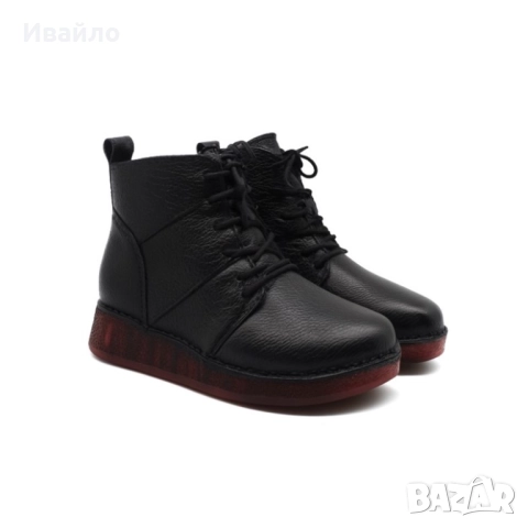 Дамски черни боти от естествена кожа с връзки и цип