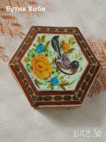 Малка дървена кутийка, Сирия, снимка 2 - Антикварни и старинни предмети - 40890525