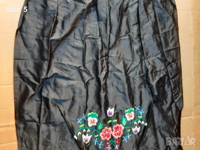 Автентична престилка , носия, снимка 3 - Антикварни и старинни предмети - 48088837