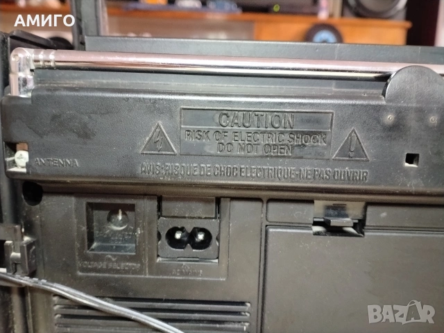 Продавам радио касетофон PHILIPS D 8273, снимка 10 - Радиокасетофони, транзистори - 53702749