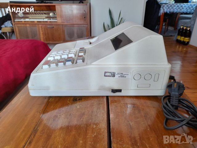 Стар касов апарат Електроника 6М, снимка 5 - Антикварни и старинни предмети - 34603600