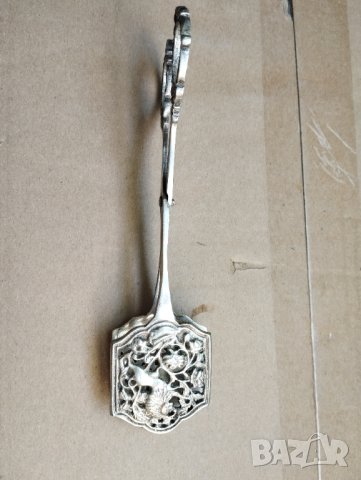 посребрена щипка за сервиране