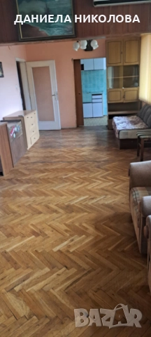 Продавам етаж с гараж и таван, снимка 6 - Етаж от къща - 52298731