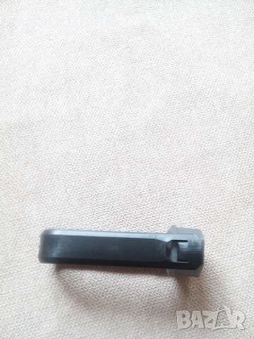 Пластмасова черна щипка за капачки за болтове на джанти на кола автомобил джип ван бус камион, снимка 4 - Аксесоари и консумативи - 36376624