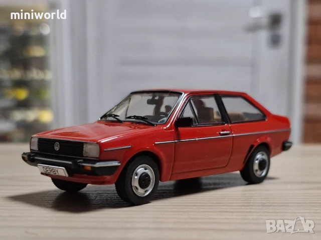Volkswagen Derby II 1981 - 1985 - мащаб 1:43 на IXO моделът е нов в PVC дисплей-кейс, снимка 1