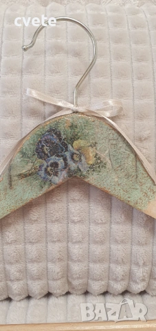 Дървени закачалки за дрехи, винтидж стил с декупаж