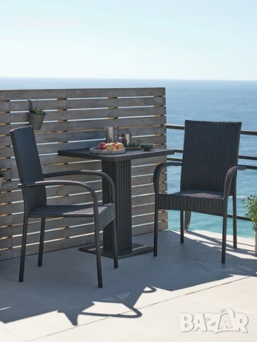 Маса и 4 бр. Столове за 150€. от 450€ два комплекта