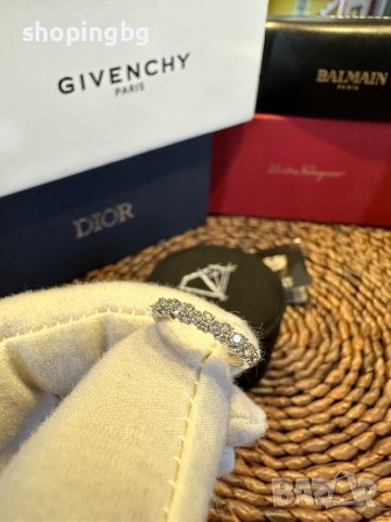 Пръстен с диамант 0.33 карата от 22 диаманта, снимка 2 - Пръстени - 42536254