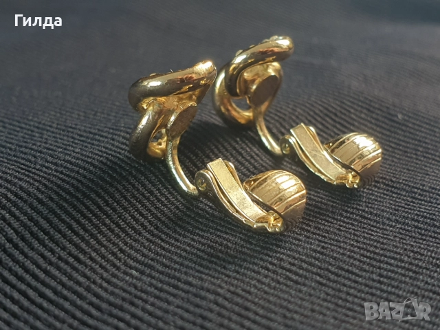 Обеци тип клипс Christian Dior налични, снимка 5 - Обеци - 51614526