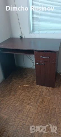 Продавам Бюро, почти ново 