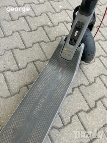 Електрическа тротинетка Segwey Ninebot E3 Pro, снимка 5 - Велосипеди - 56295397