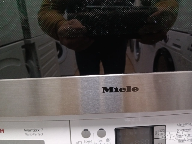 Като нова иноксова фурна за вграждане Миеле Miele Made in Germany с две години гаранция!, снимка 8 - Печки, фурни - 53388855
