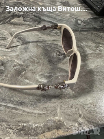 Елегантни дамски слънчеви очила Blumarine, снимка 4 - Слънчеви и диоптрични очила - 52819324