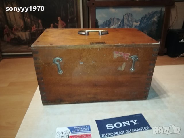 РЕТРО ДЪРВЕНА КУТИЯ 1975 СДЕЛАНО В СССР L2506231632