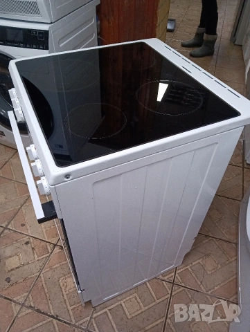 Свободно стояща печка с керамичен плот Gorenje с две години гаранция!, снимка 11 - Печки, фурни - 53039594