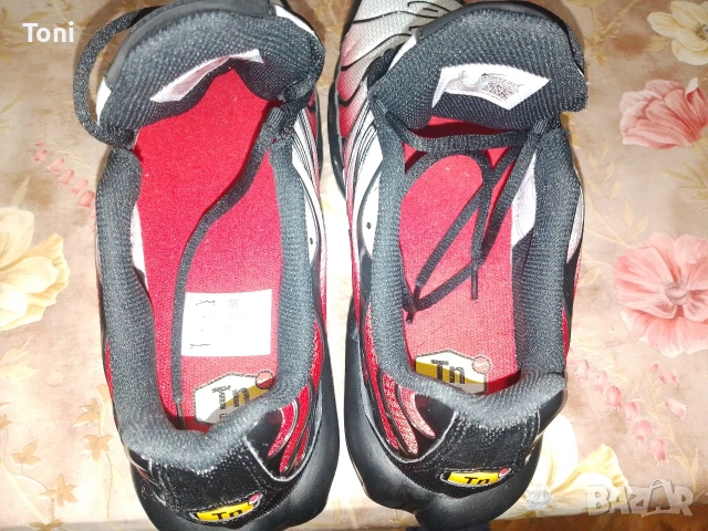 Nike air max plus black red 44 чисто нов 28см us 10 uk 9, снимка 6 - Маратонки - 53646881