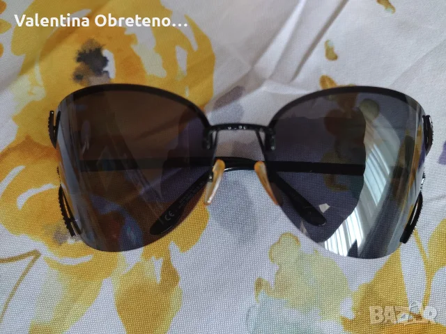 Слънчеви очила Valentino, снимка 7 - Слънчеви и диоптрични очила - 55767747