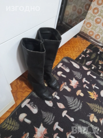 САМО 20 ЛЕВА БОТУШИ ОТ ЕСТЕСТВЕНА КОЖА ЗДРАВИ 37 НОМЕР ЧЕРНИ