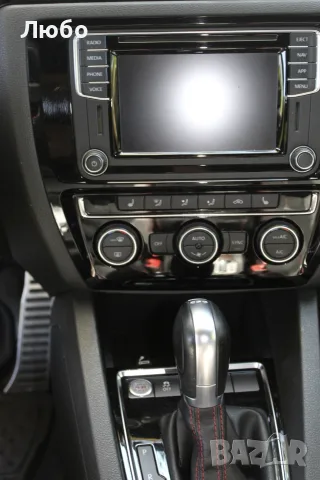 Vw Jetta GLI/GTI DSG FULL 2018, снимка 11 - Автомобили и джипове - 56068804