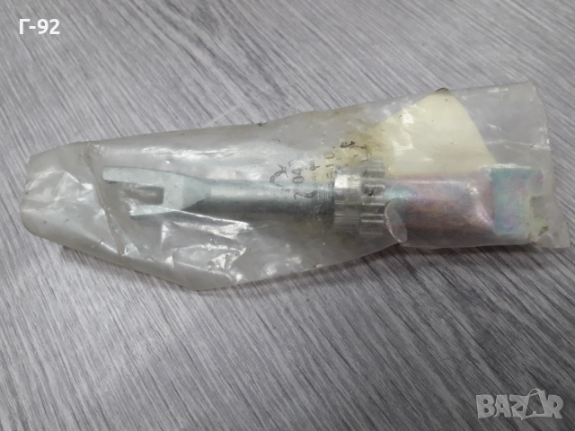 291609801A**NEU**VAG**LT**РЕГУЛИРАЩ ВИНТ НА ЗАДНИТЕ СПИРАЧКИ  **, снимка 3 - Части - 36251641