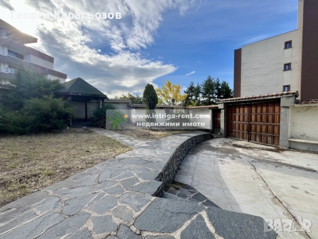 №4012 Къща с двор, гаражи и басейн в село Минерални бани, Хасково., снимка 5 - Къщи - 52010691