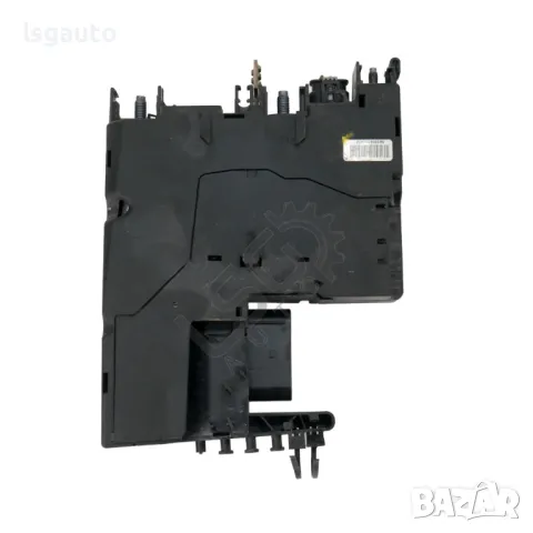 Кутия с предпазители захранване Mercedes-Benz C-Class 204 (W/S/C) 2007-2014 ID: 142132