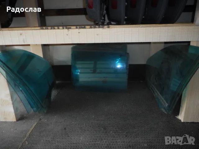 Стъкла предни задни и за врати от Мерцедес , снимка 11 - Части - 47960247