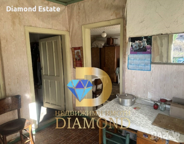 Едноетажна къща с двор в село Златна ливада, общ. Чирпан, снимка 13 - Къщи - 52872827