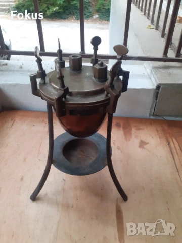 Стар антикварен уред бронз мед метална стойка качество, снимка 2 - Антикварни и старинни предмети - 53270584