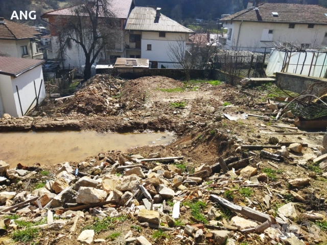 Продава равен парцел с архитектурен проект в гр.Смолян, снимка 14 - Парцели - 53767091