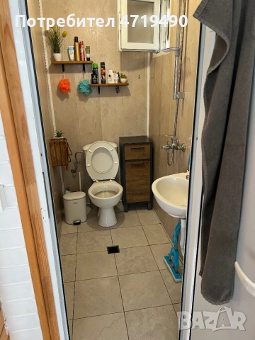 Продавам Караван 7.6 на къмпинг Гардения, снимка 4 - Вили - 53227167