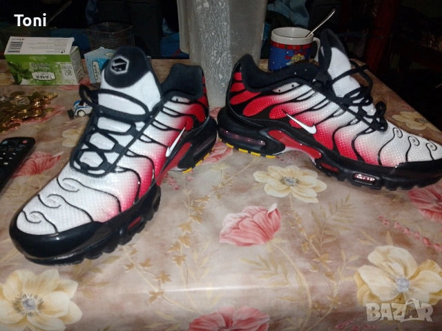 обувки Nike air max airmax plus black red 44 us10 uk9 28см-чисто нови!!!