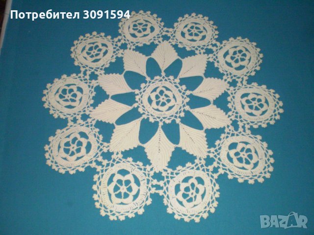 Плетена на една кука кръгла бяла покривка за маса, снимка 2 - Покривки за маси - 41938305