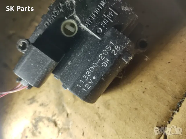 Моторче клапа парно за Toyota Avensis /Тойота Авенсис Т25 N: 113800-2051 , снимка 3 - Части - 49125406