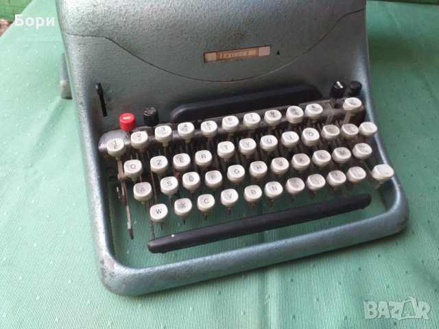 olivetti LEHIKON 80  1952г  пишеща машина, снимка 8 - Други ценни предмети - 34126398