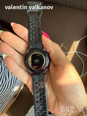 Продавам смарт часовник Samsung galaxy watch 6 40mm, снимка 2 - Дамски - 56092375