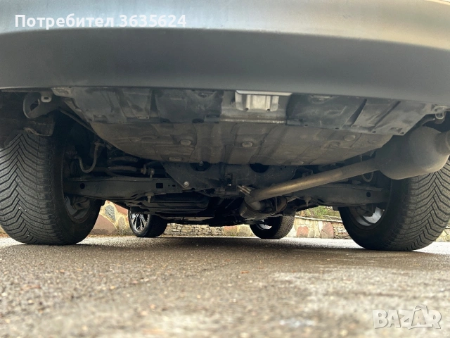 Toyota Rav4 2.0 D-4D 4x4, 139 500км, ПЪЛНА СЕРВ. ИСТОРИЯ !!!, снимка 14 - Автомобили и джипове - 53289985