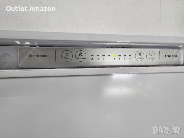 хладилник за вграждане hisense , снимка 2 - Хладилници - 51863796