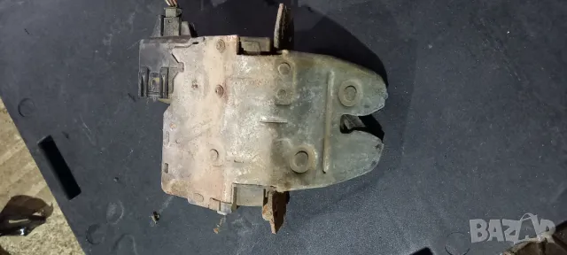 Брава заден капак Mercedes C-Class W203 комби, снимка 2 - Части - 48898676