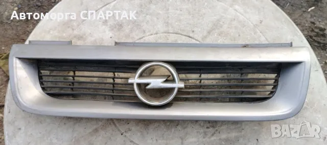 Решетка радиатора Opel Vectra A 1988-1995