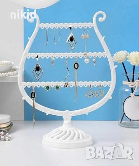 Интересен органайзер стойка поставка за обеци бижута