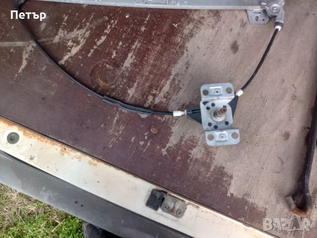 Преден ляв стъклоповдигач фолцваген транспортер Т4 , снимка 9 - Части - 49486268