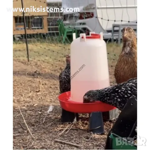 Поилки за Птици Вакуумни с Дръжка и Крачета 6 литра ECO - Арт. №: 11568