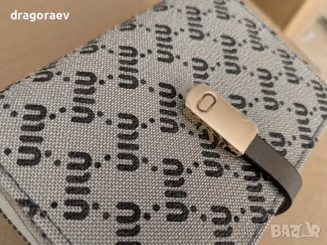 Ново дамско портмоне miu miu bi-fold wallet , снимка 7 - Портфейли, портмонета - 49980064