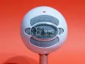Logitech Blue Snowball iCE Бял USB микрофон за стрийминг, подкаст, гейминг, PC, Mac, снимка 3