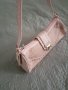 Дамска чанта розова Arcadia , снимка 1 - Чанти - 39470648